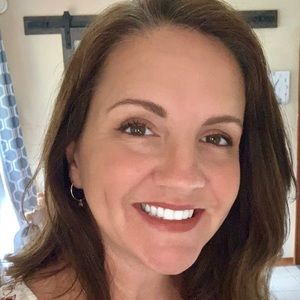 Meet your Posher, Carla